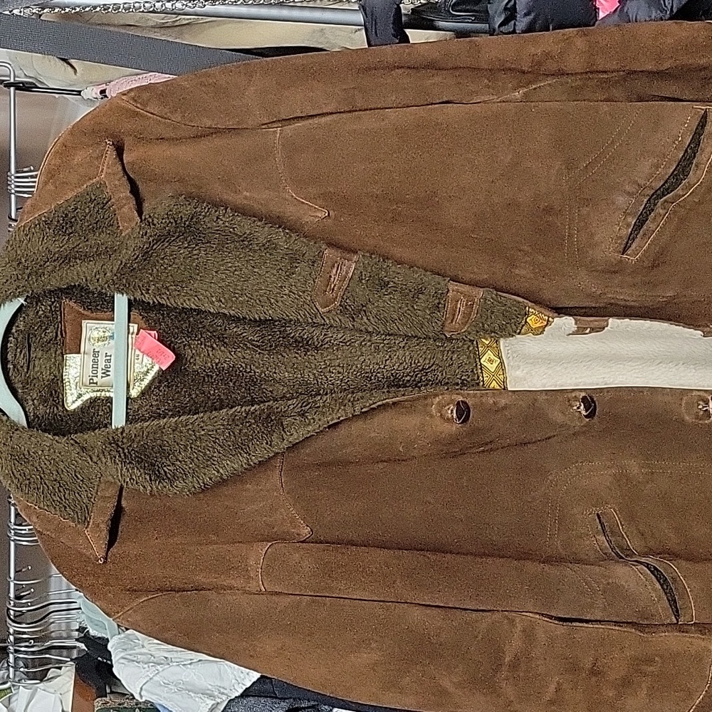Pioneer Wear Leather  Coat Size 46 - Picture 2 of 9
